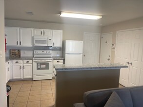 23451 High Pt St in Prairie View, TX - Building Photo - Building Photo
