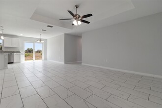 8022 Melody Cir in La Belle, FL - Building Photo - Building Photo