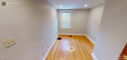 428 Franklin St, Unit 429-1L in Cambridge, MA - Building Photo - Building Photo
