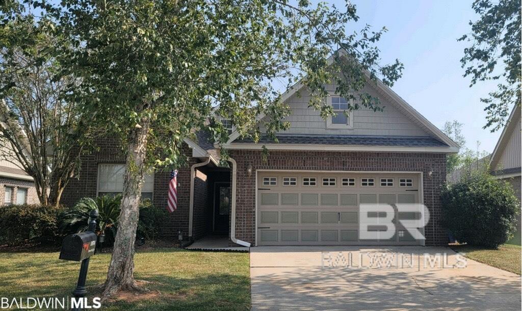 1074 Crown Walk Dr in Foley, AL - Building Photo