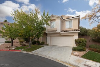 2021 Shining Feather Ln in Las Vegas, NV - Building Photo - Building Photo