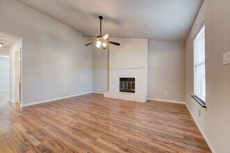 812 Peregrine Dr in Norman, OK - Building Photo - Building Photo