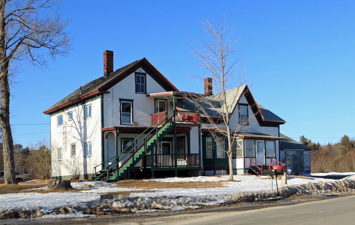 30 W Main St in Greene, ME - Building Photo