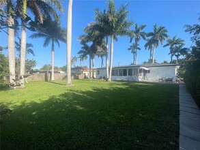 1319 Buchanan St in Hollywood, FL - Building Photo - Building Photo