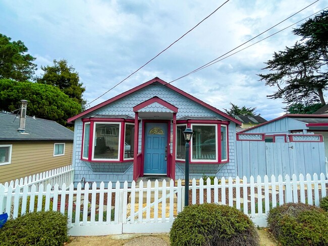 property at 718 Lottie St