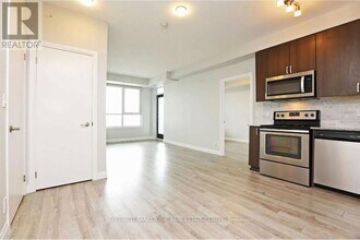 22 E Haven Dr in Toronto, ON - Building Photo - Building Photo