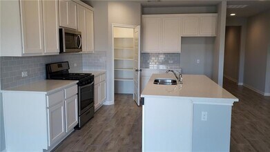 1508 Whippletree Trl in Georgetown, TX - Foto de edificio - Building Photo