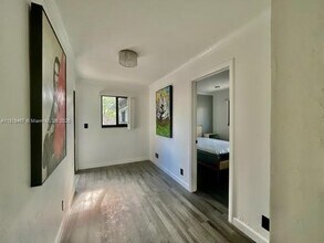 1244 Hollywood Blvd in Hollywood, FL - Building Photo - Building Photo