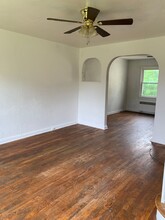 3265 Sunset Blvd, Unit Apt 4 in Steubenville, OH - Building Photo - Building Photo