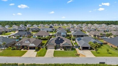 3552 Pelican Bay Cir in Gulf Breeze, FL - Building Photo - Building Photo