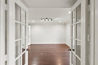 9440 Timberleaf Dr in Dallas, TX - Building Photo - Building Photo