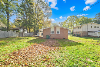 3801 Winterfield Pl in Charlotte, NC - Building Photo - Building Photo