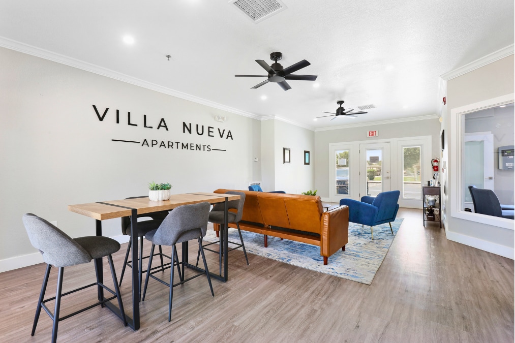 Villa Nueva in Yuma, AZ - Building Photo