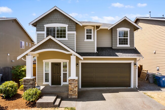 property at 679 Ilwaco Pl NE