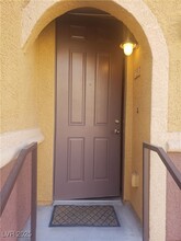 3975 N Hualapai Way in Las Vegas, NV - Building Photo - Building Photo