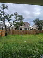 2320 Calvert Dr in Leander, TX - Building Photo - Building Photo