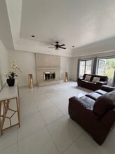 3428 Eastview Ct in Bakersfield, CA - Building Photo - Building Photo