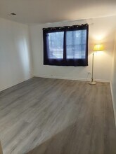 2728 W 87th St in Chicago, IL - Building Photo - Building Photo