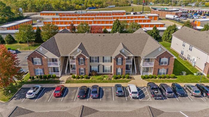 6421 Brookfield Ct Dr in St. Louis, MO - Building Photo