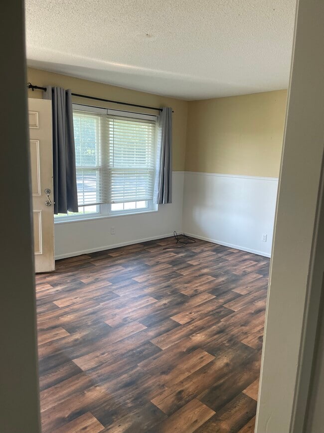 6103 N 26th Street Ter in Country Club, MO - Building Photo - Building Photo