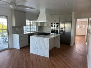 12644 Nola Pl in Granada Hills, CA - Building Photo - Building Photo