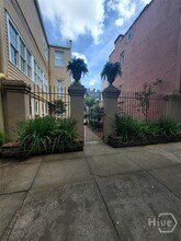 208 E Jones St in Savannah, GA - Building Photo - Building Photo