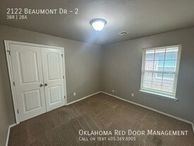 2122 Beaumont Dr in Norman, OK - Building Photo - Building Photo