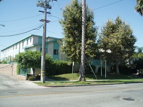 808 E Kelso St in Inglewood, CA - Building Photo - Building Photo