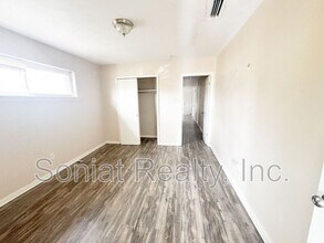 423 S Murat St in New Orleans, LA - Building Photo - Building Photo