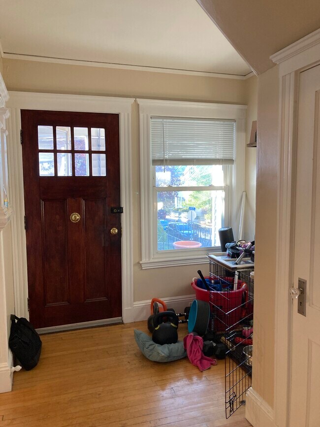 37 Russell Rd Rentals in Somerville, MA
