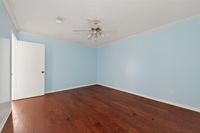 property at 4410 Wildacres Dr