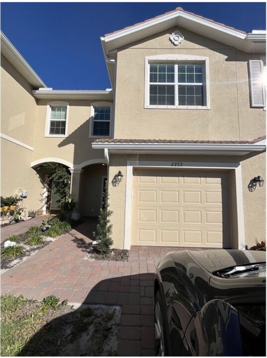 2772 Blossom Wy in Naples, FL - Building Photo