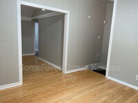 4245 Lathrop Ave photo'