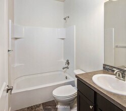 14221 67th Ave E in South Hill, WA - Building Photo - Building Photo