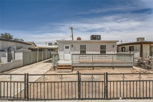property at 1933 Allen Ave