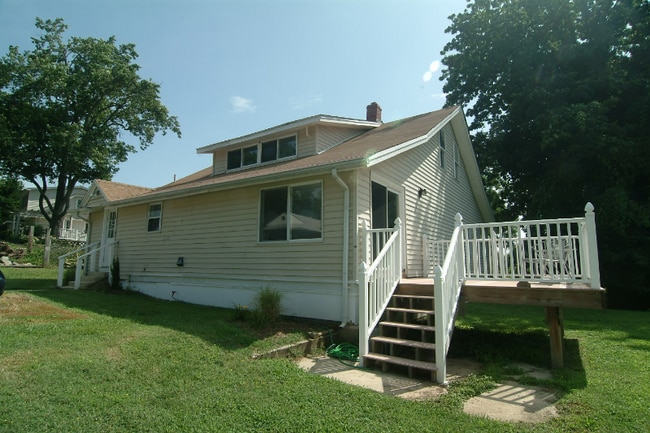 3300 Meadow Ln in Chesapeake Beach, MD - Building Photo - Building Photo