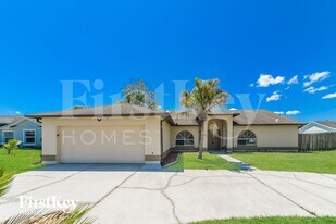 839 Mendoza Dr in Kissimmee, FL - Building Photo