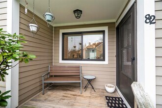 82 Park Dr in Mt Kisco, NY - Building Photo - Building Photo