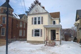 77 Washington St in Hornell, NY - Building Photo