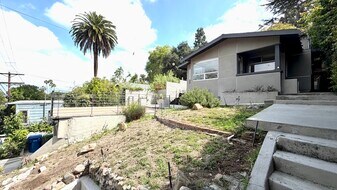 2306 Teviot St in Los Angeles, CA - Building Photo