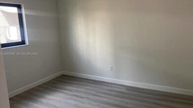 2168 NW 34th St in Miami, FL - Building Photo - Building Photo