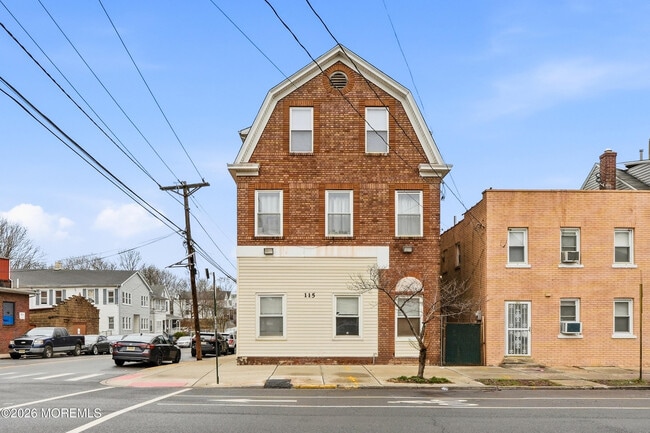 115 Remsen Ave in New Brunswick, NJ - Building Photo - Building Photo