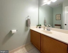 13222 Topsfield Ct in Herndon, VA - Building Photo - Building Photo