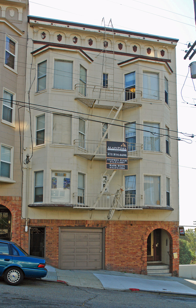 34 Buchanan St in San Francisco, CA - Building Photo - Building Photo