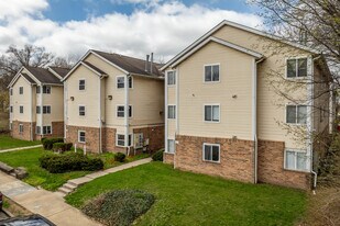 University Commons Apartments in Akron, OH - Building Photo