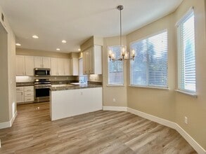 2148 New Hampshire Way in Sacramento, CA - Building Photo - Building Photo