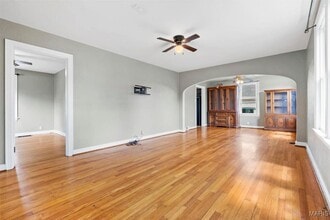 523 W Meramec St in Pacific, MO - Building Photo - Building Photo