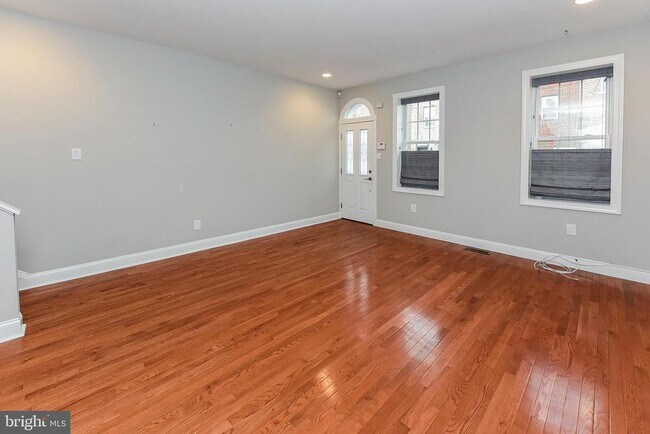 2012 Carpenter St in Philadelphia, PA - Building Photo - Building Photo