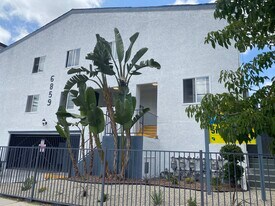 6859 Laurel Canyon Blvd, Unit 104 in Los Angeles, CA - Building Photo