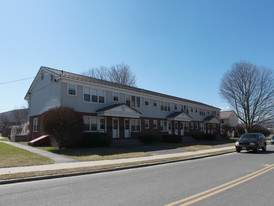 Riverview Apartments in North Adams, MA - Building Photo - Building Photo